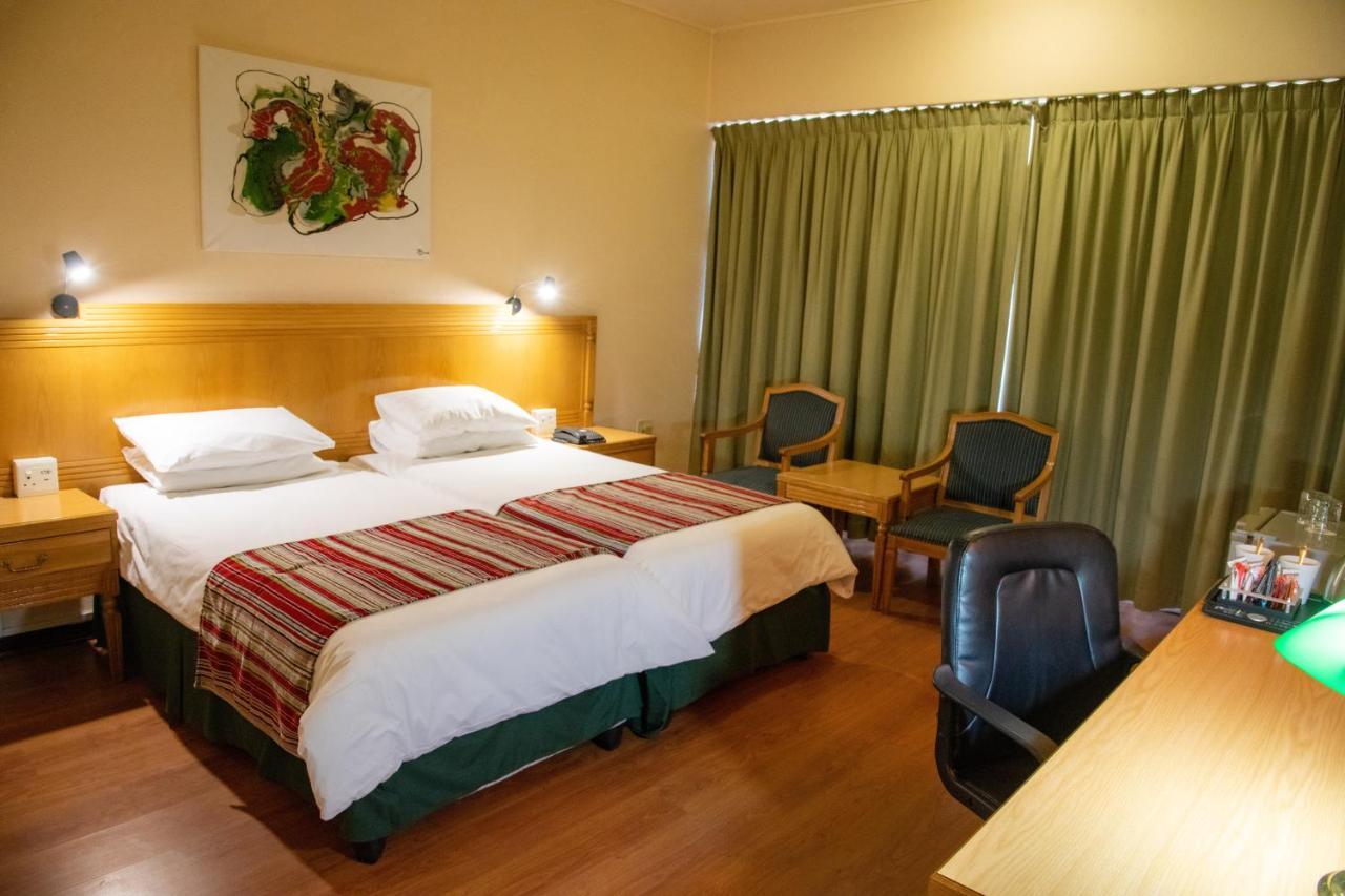 Bon Hotel Bloemfontein Central ภายนอก รูปภาพ