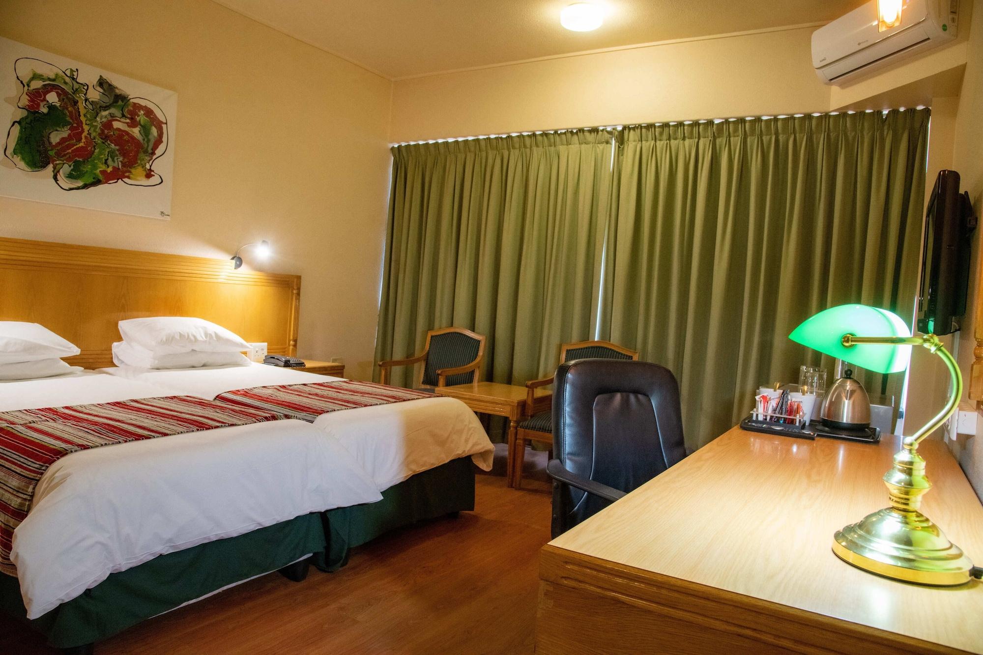 Bon Hotel Bloemfontein Central ภายนอก รูปภาพ