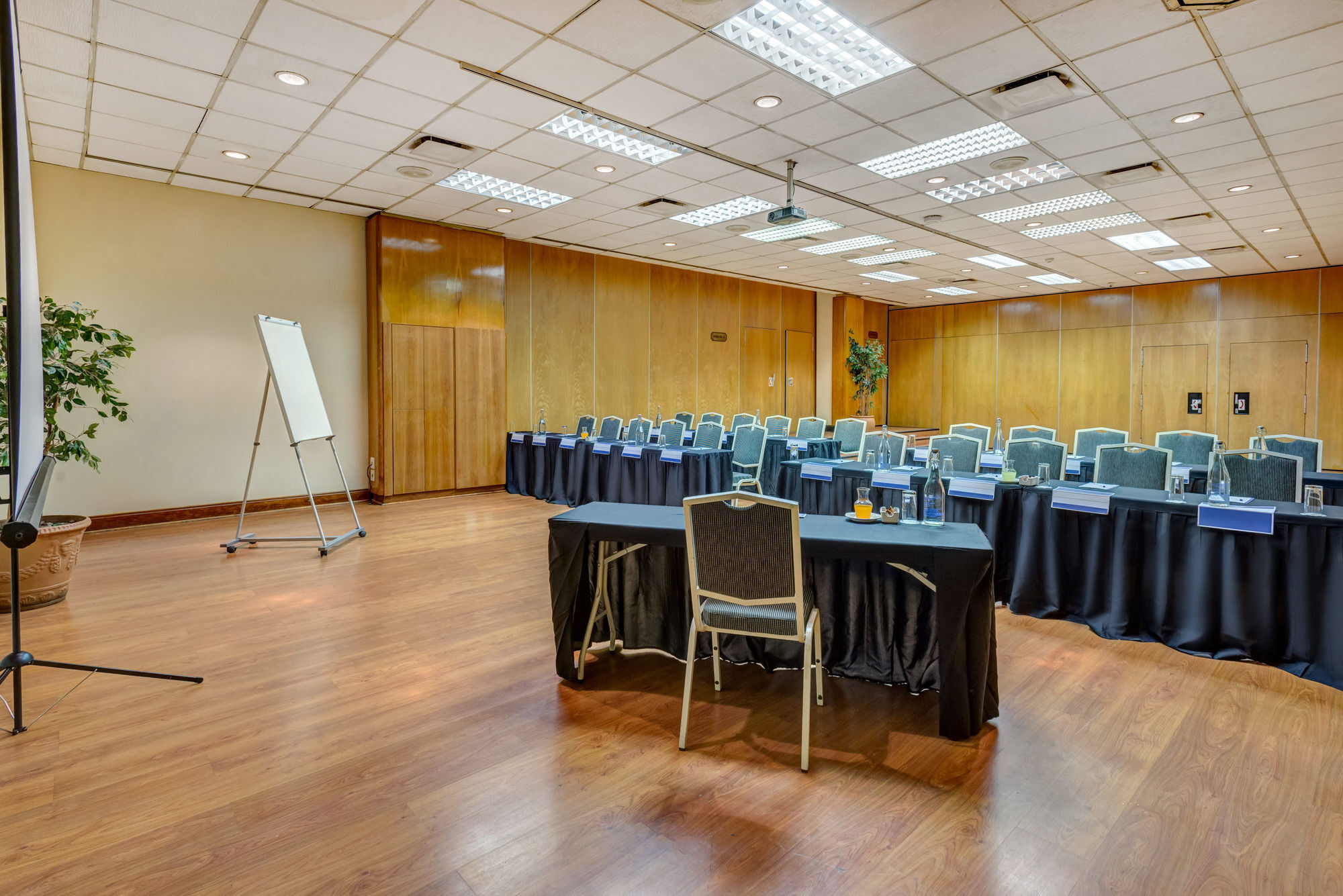 Bon Hotel Bloemfontein Central ภายนอก รูปภาพ